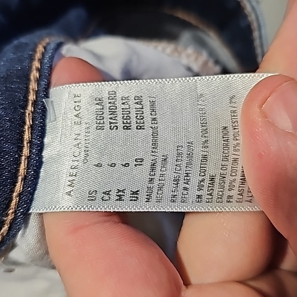 American Eagle dark wash next level stretch size 6 super high rise jeggings - Picture 8 of 8